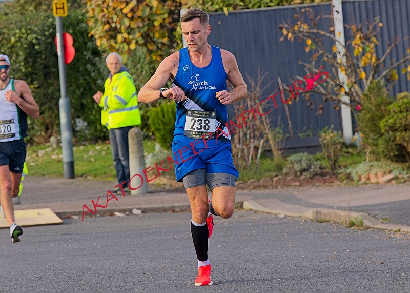2025-11-09GM10KA00164A.JPG