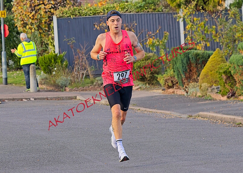 2025-11-09GM10KA00185A.JPG