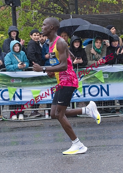 20230423LONDONMARATHON0196A.JPG