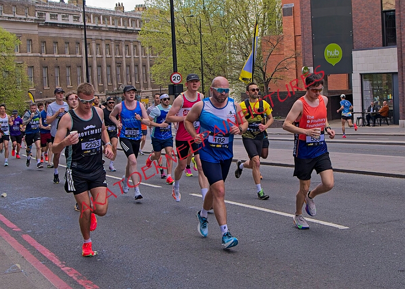 20260412 LONDLMHALF00055A.JPG