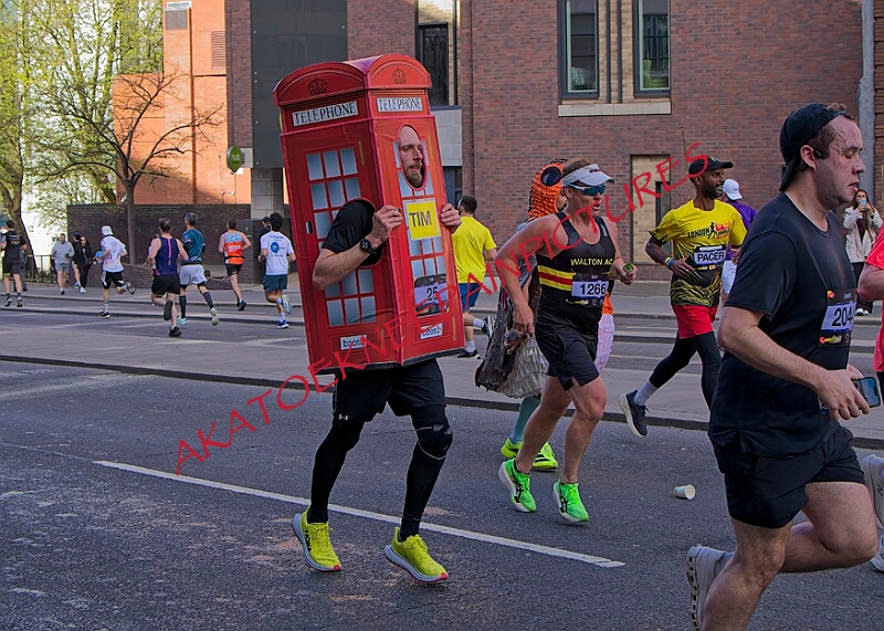 20260412 LONDLMHALF00083A.JPG