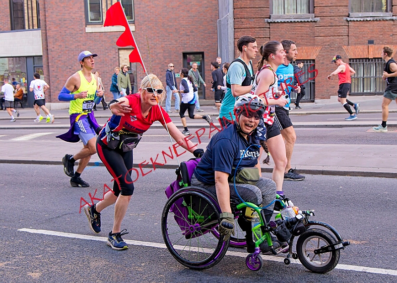 20260412 LONDLMHALF00101A.JPG