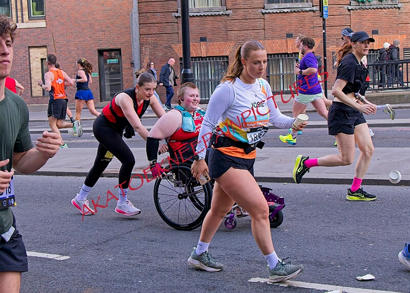 20260412 LONDLMHALF00117A.JPG