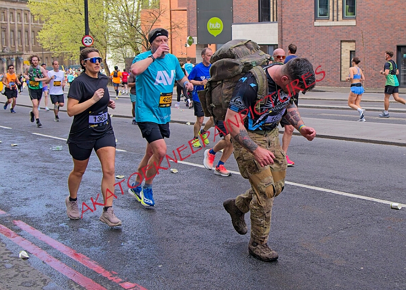 20260412 LONDLMHALF00145A.JPG