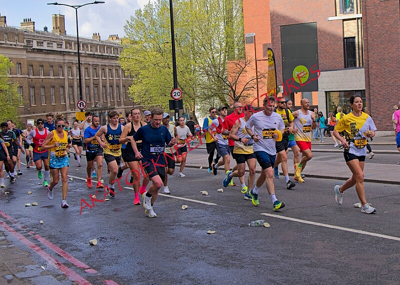 20260412 LONDLMHALF00150A.JPG