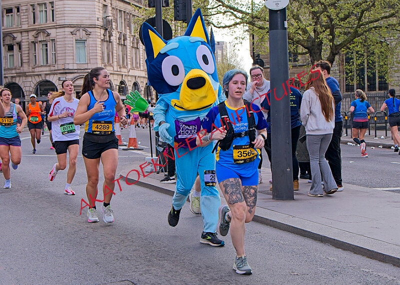 20260412 LONDLMHALF00233A.JPG