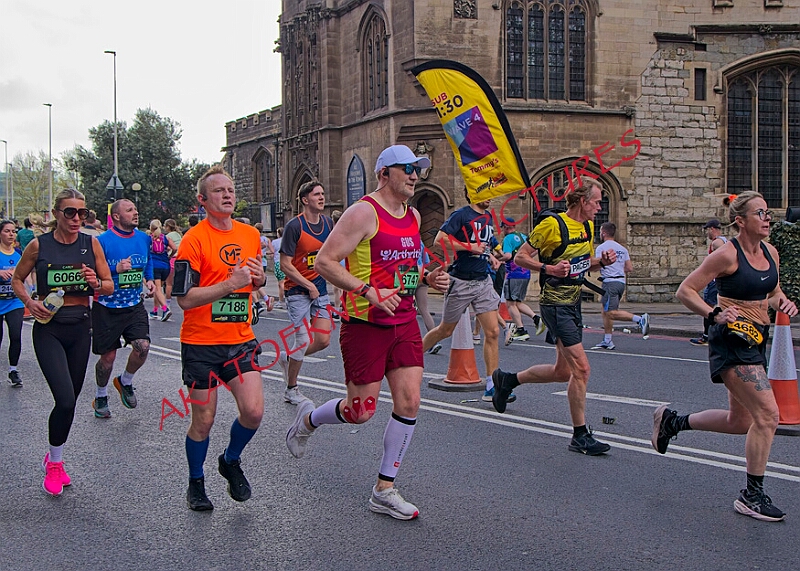 20260412 LONDLMHALF00262A.JPG