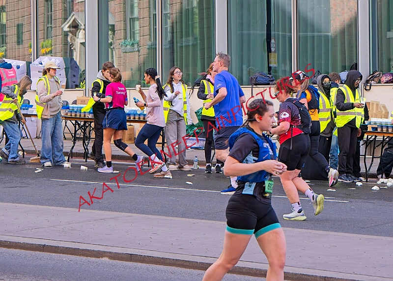 20260412 LONDLMHALF00280A.JPG
