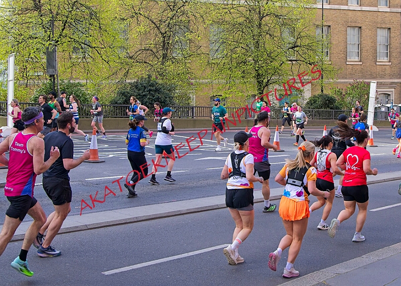 20260412 LONDLMHALF00282A.JPG