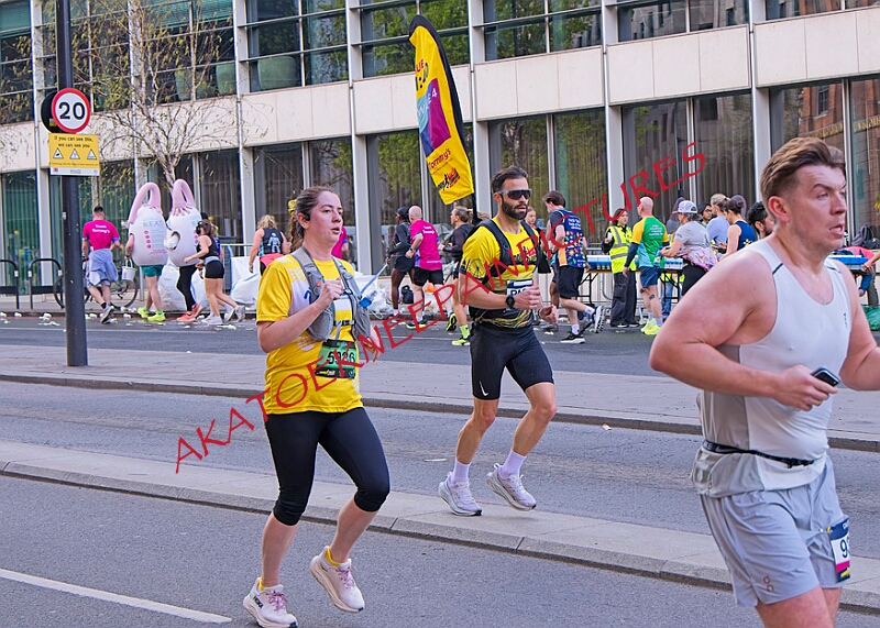 20260412 LONDLMHALF00287A.JPG