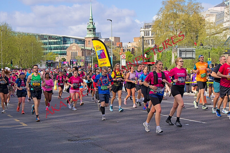 20260412 LONDLMHALF00329A.JPG