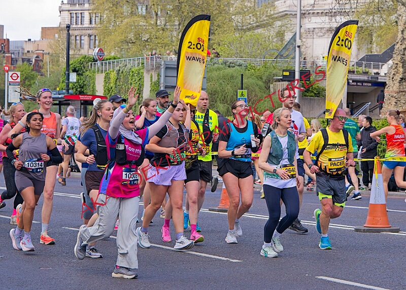 20260412 LONDLMHALF00406A.JPG