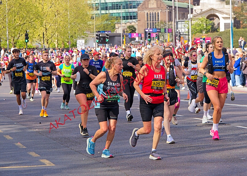 20260412 LONDLMHALF00420A.JPG