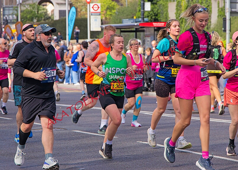 20260412 LONDLMHALF00430A.JPG