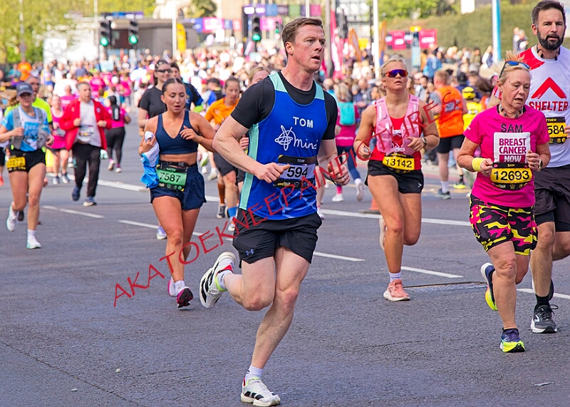 20260412 LONDLMHALF00432A.JPG