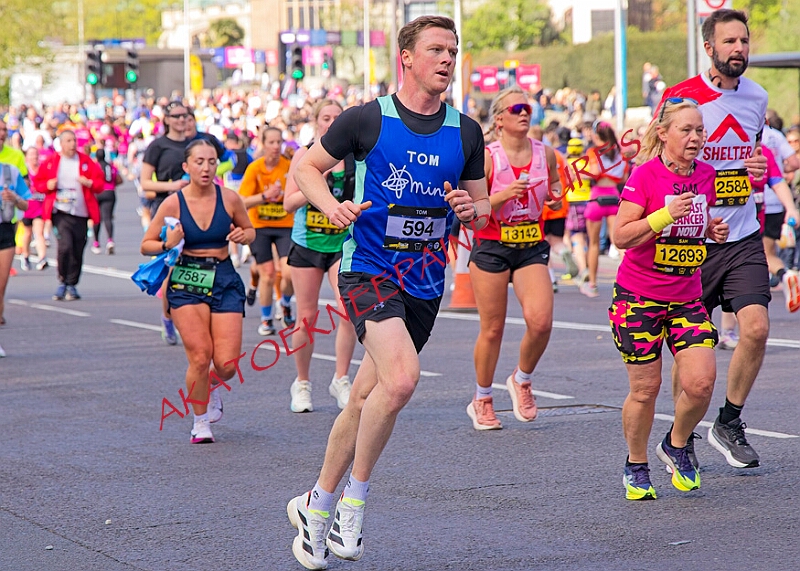 20260412 LONDLMHALF00433A.JPG