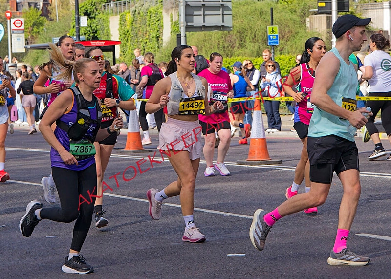 20260412 LONDLMHALF00436A.JPG