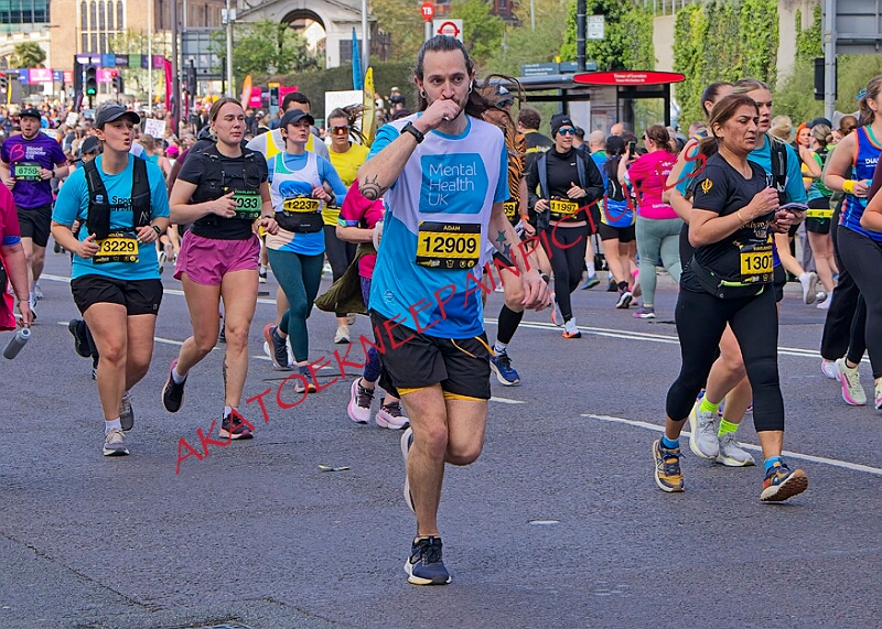 20260412 LONDLMHALF00487A.JPG