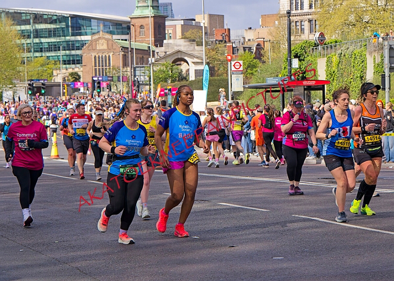 20260412 LONDLMHALF00508A.JPG
